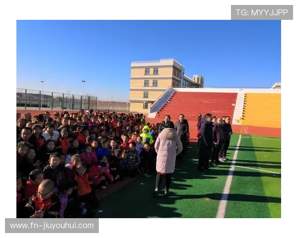 热爱与浪漫交织的绿茵誓约足球元素情侣首饰魅力篇